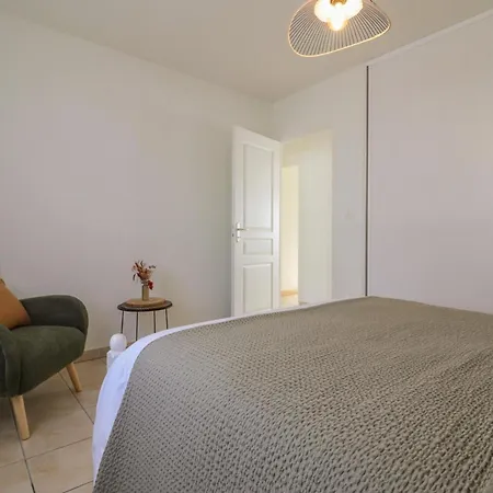 Maison Moderne Pres Du Centre - 6 Pers. Country house *